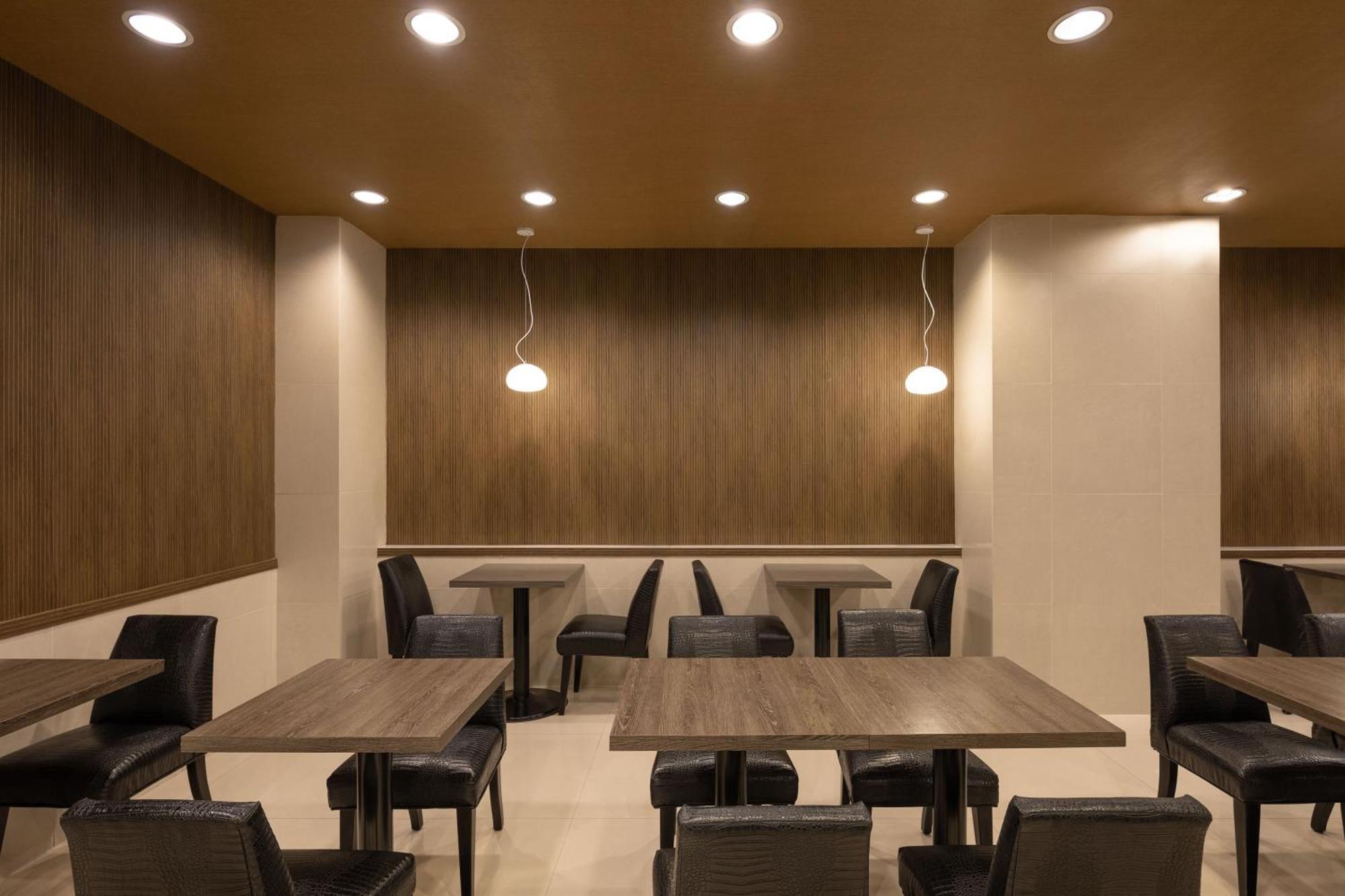 Kindness Hotel - Tainan Minsheng Exterior foto